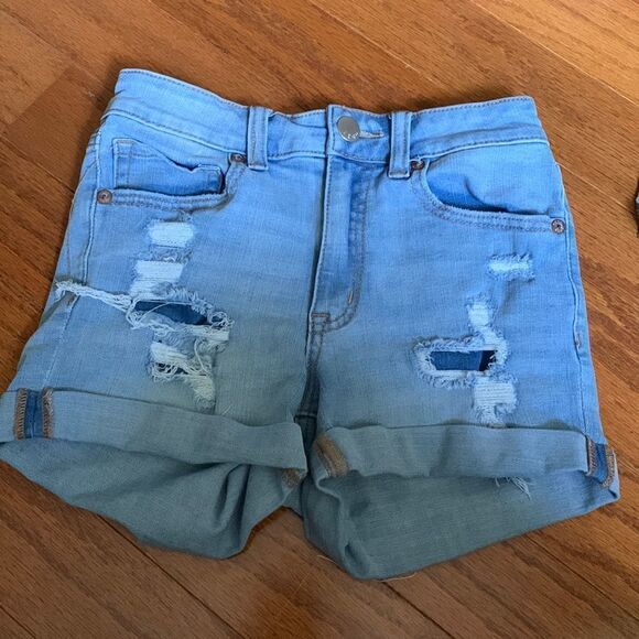 Aeropostale high-rise size 2 distressed shorts - Picture 1 of 11